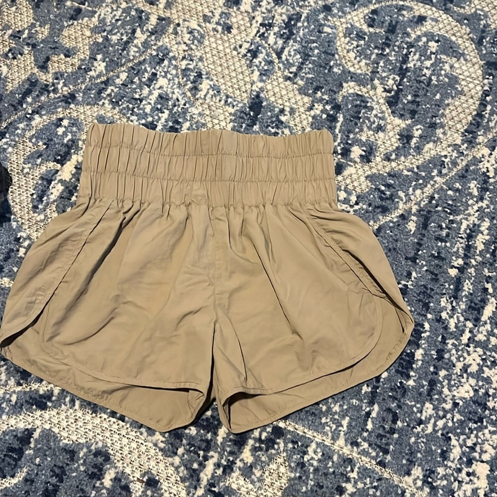 Zenana high waisted shorts